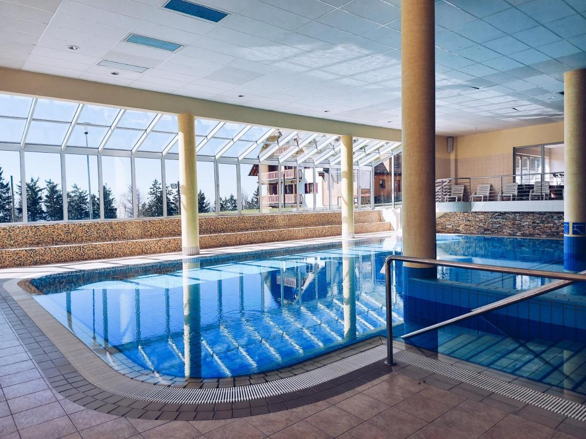 Pohorje Village Wellbeing Resort - Wellness & Spa Hotel Bolfenk Марибор Экстерьер фото